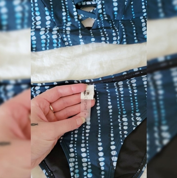 Cupshe Blue Circle Pattern Bikini Set (S) NWOT - Picture 2 of 2